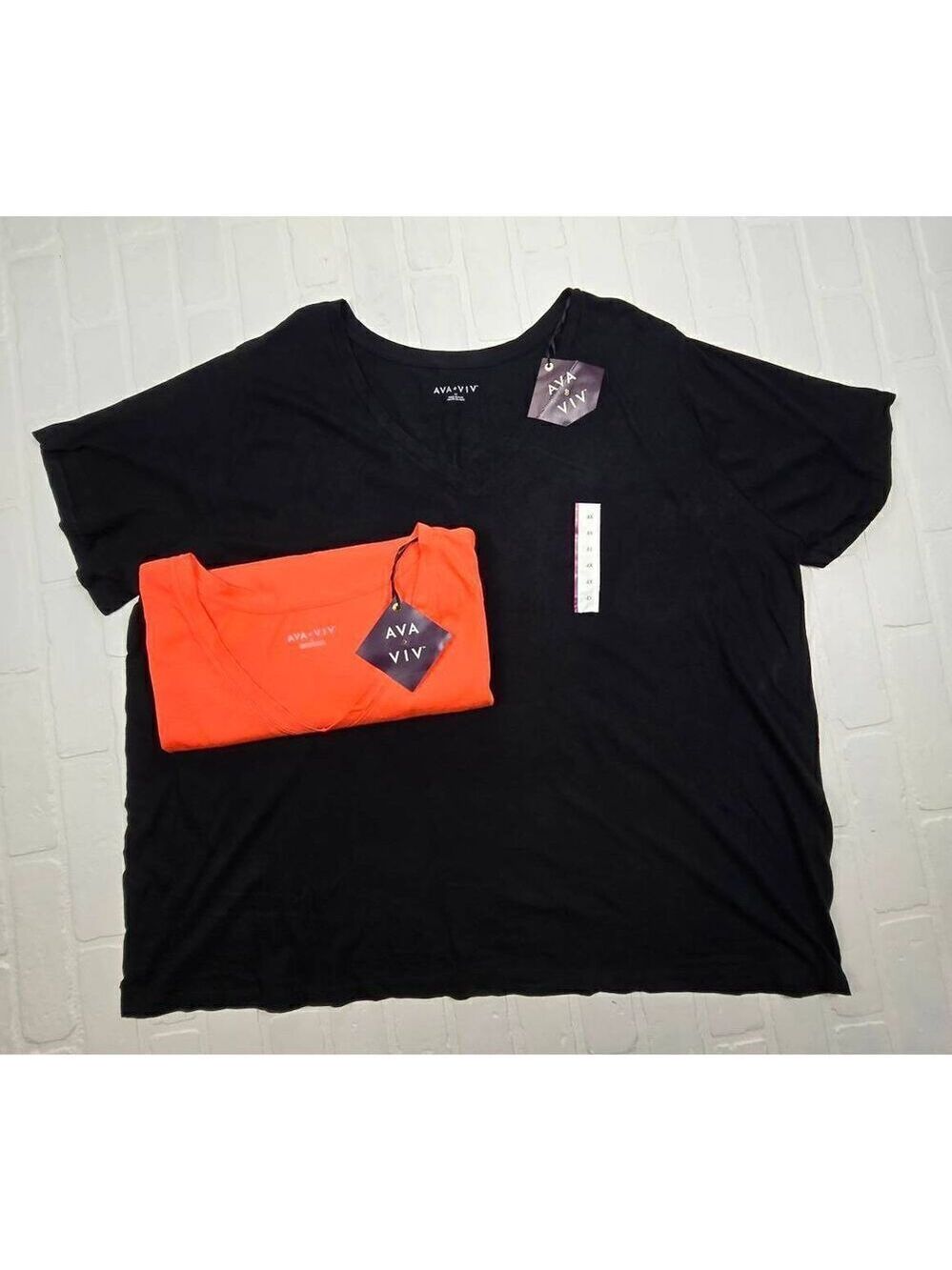 Ava & Viv V-Neck Short Sleeve Top Bundle of Two Size 4X